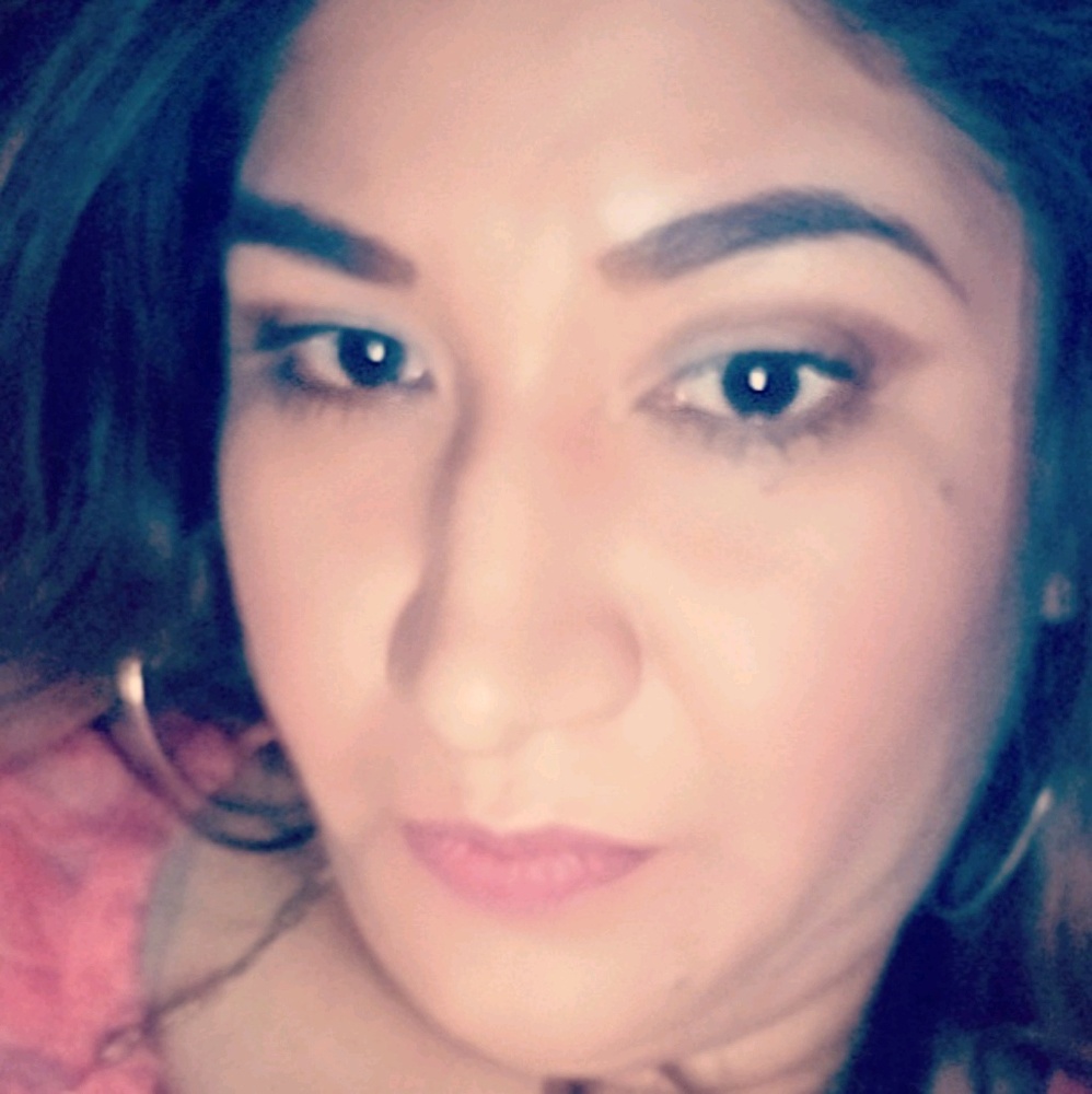 Meet your Posher, Ivette